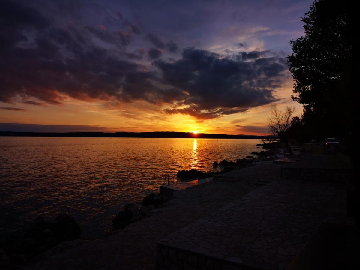 Azur Bed and Breakfast Novi Vinodolski Εξωτερικό φωτογραφία