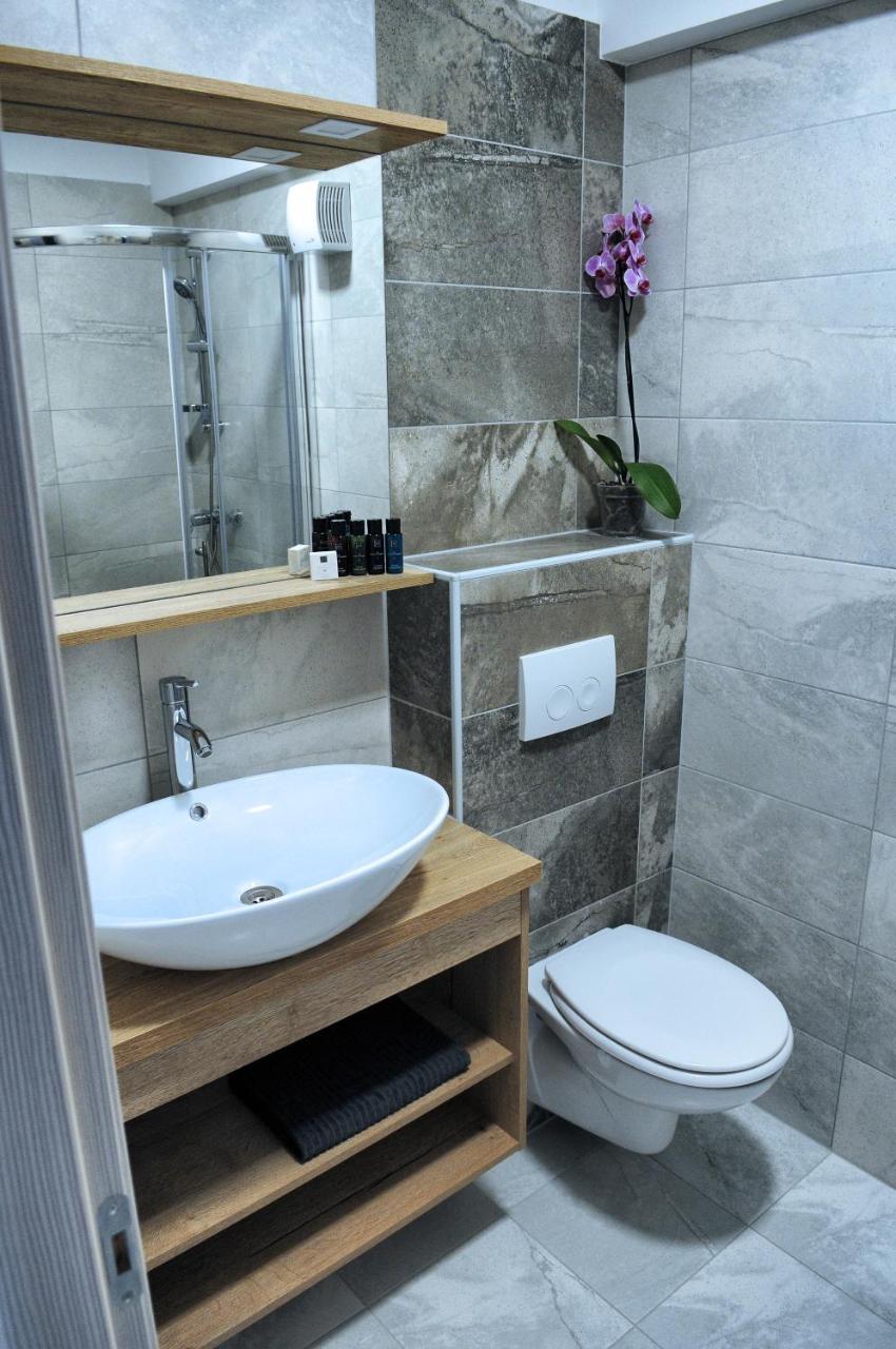 Azur Bed and Breakfast Novi Vinodolski Εξωτερικό φωτογραφία